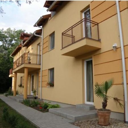 Anker Villa Balatonszarszo Exterior foto